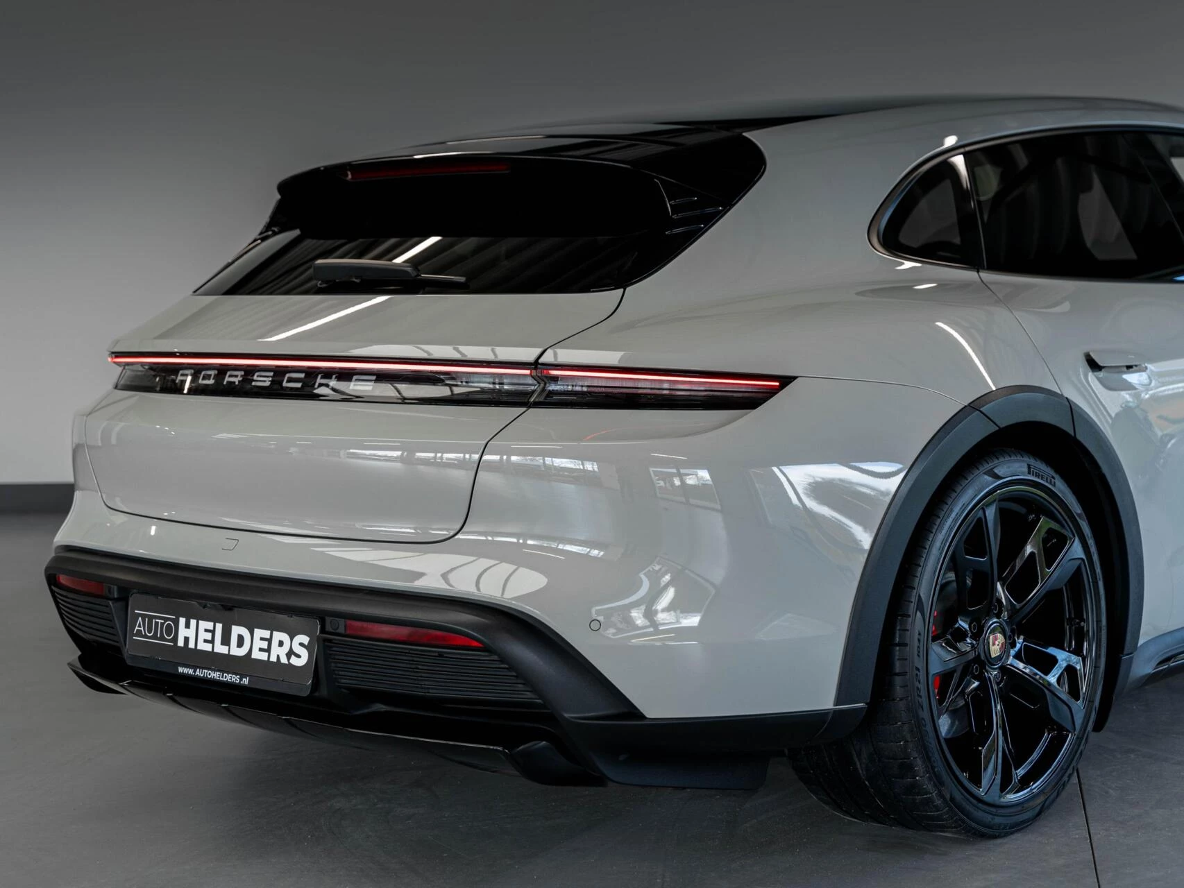 Hoofdafbeelding Porsche Taycan