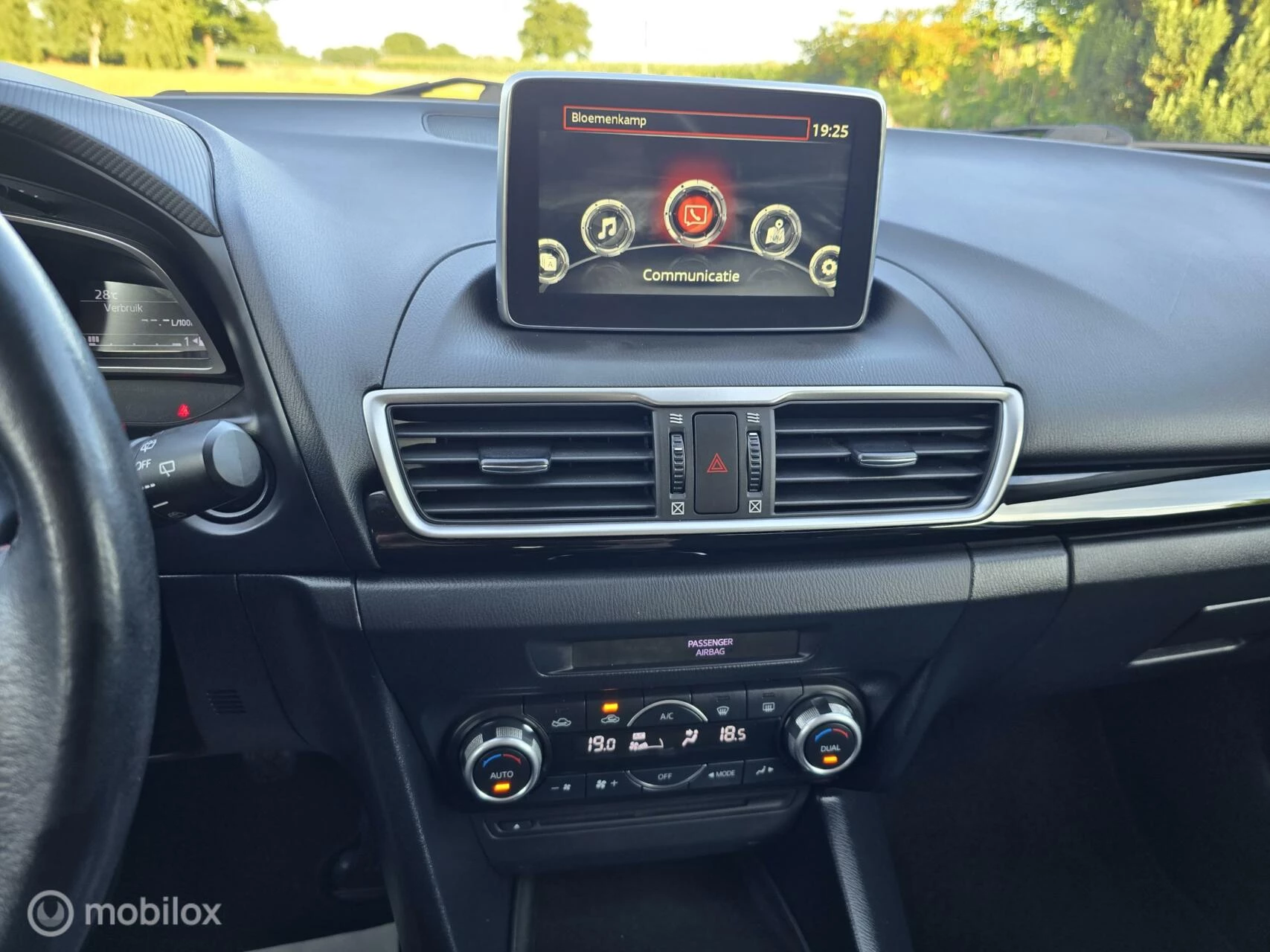 Hoofdafbeelding Mazda 3