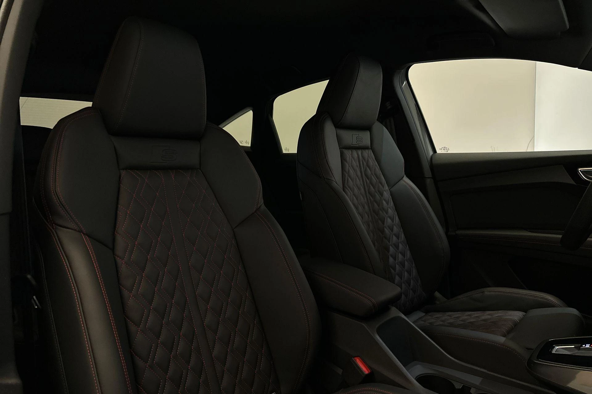 Hoofdafbeelding Audi Q4 e-tron