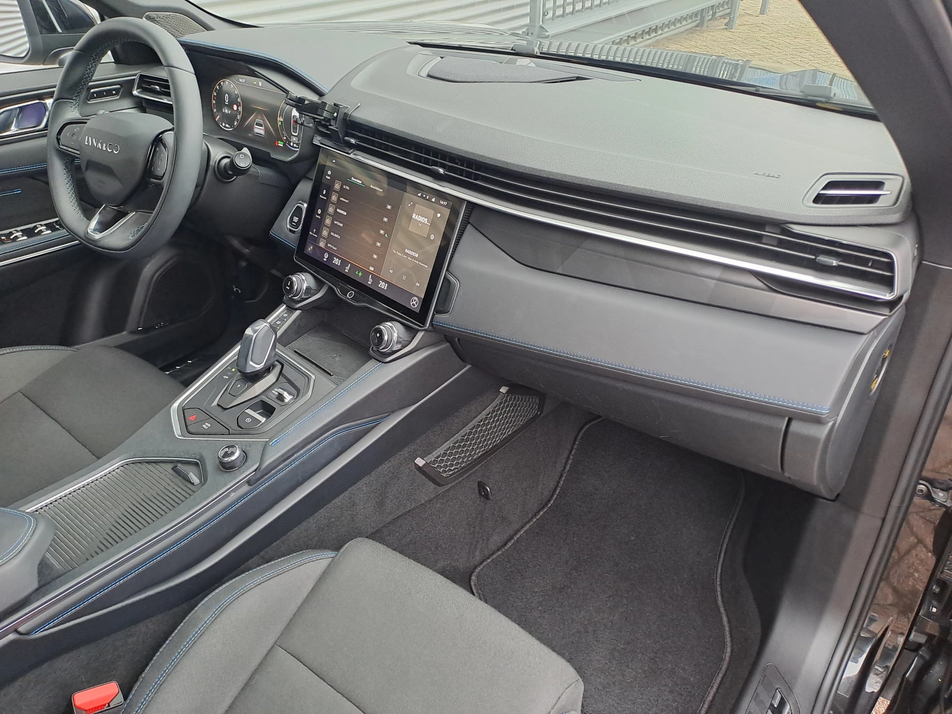 Hoofdafbeelding Lynk & Co 01