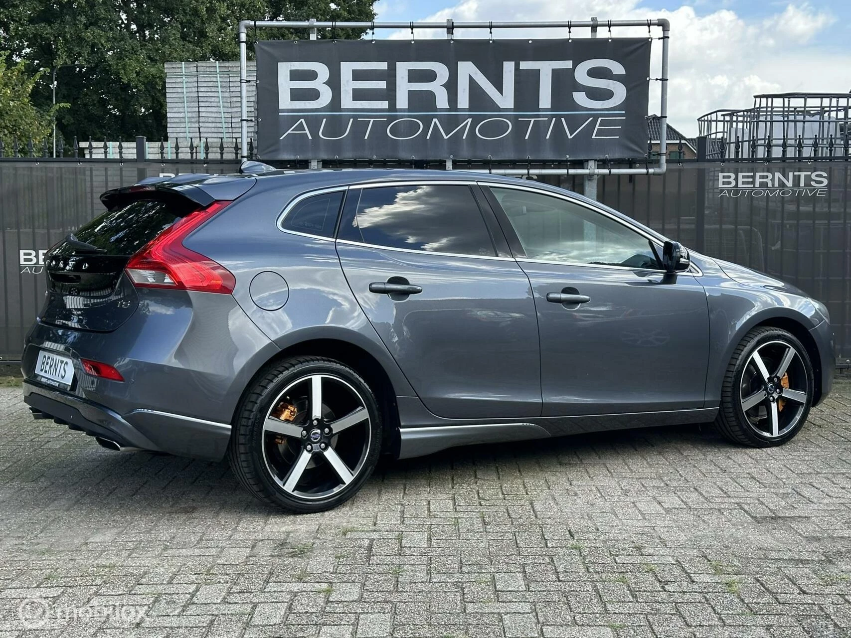 Hoofdafbeelding Volvo V40