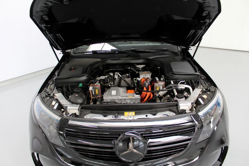 Hoofdafbeelding Mercedes-Benz EQC