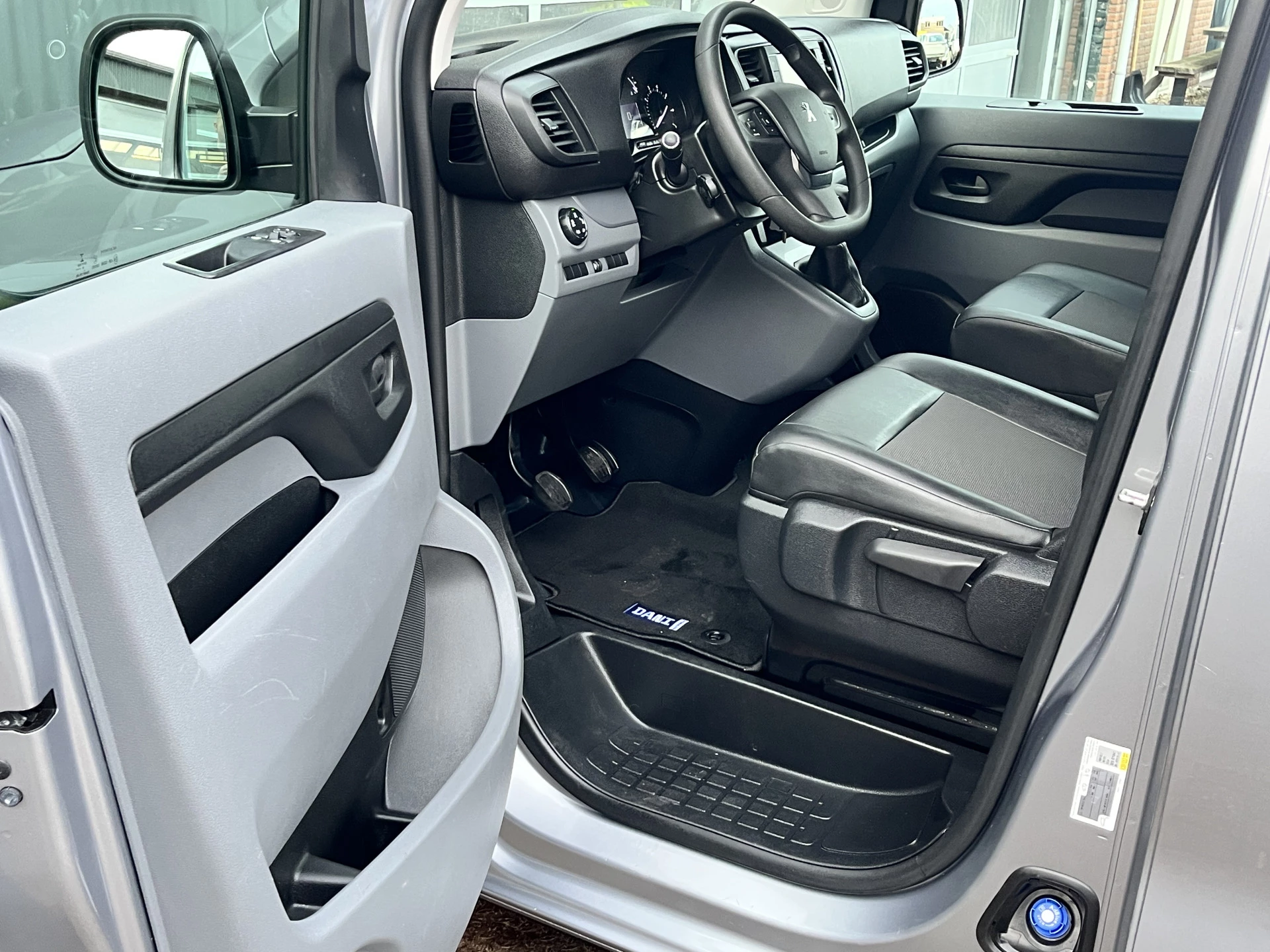 Hoofdafbeelding Peugeot Expert