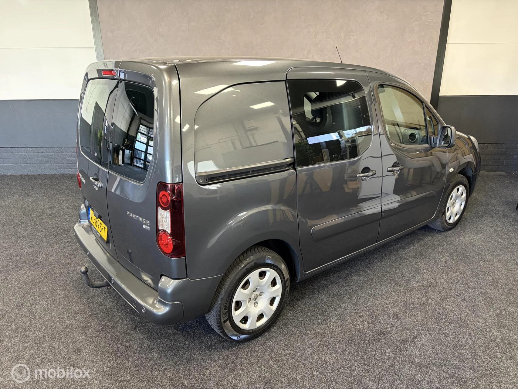 Hoofdafbeelding Peugeot Partner