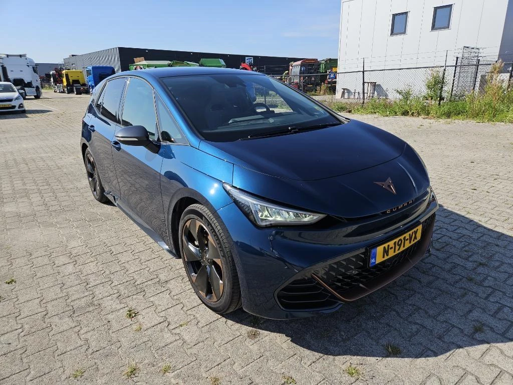 Hoofdafbeelding CUPRA Born
