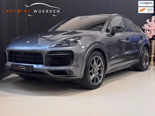 Hoofdafbeelding Porsche Cayenne Porsche Cayenne Coupé 3.0 E-Hybrid | ORG. NL | SPORT DESIGN | PANO | TREKHAAK | HUD | SPORT CHRONO | LUCHTVERING