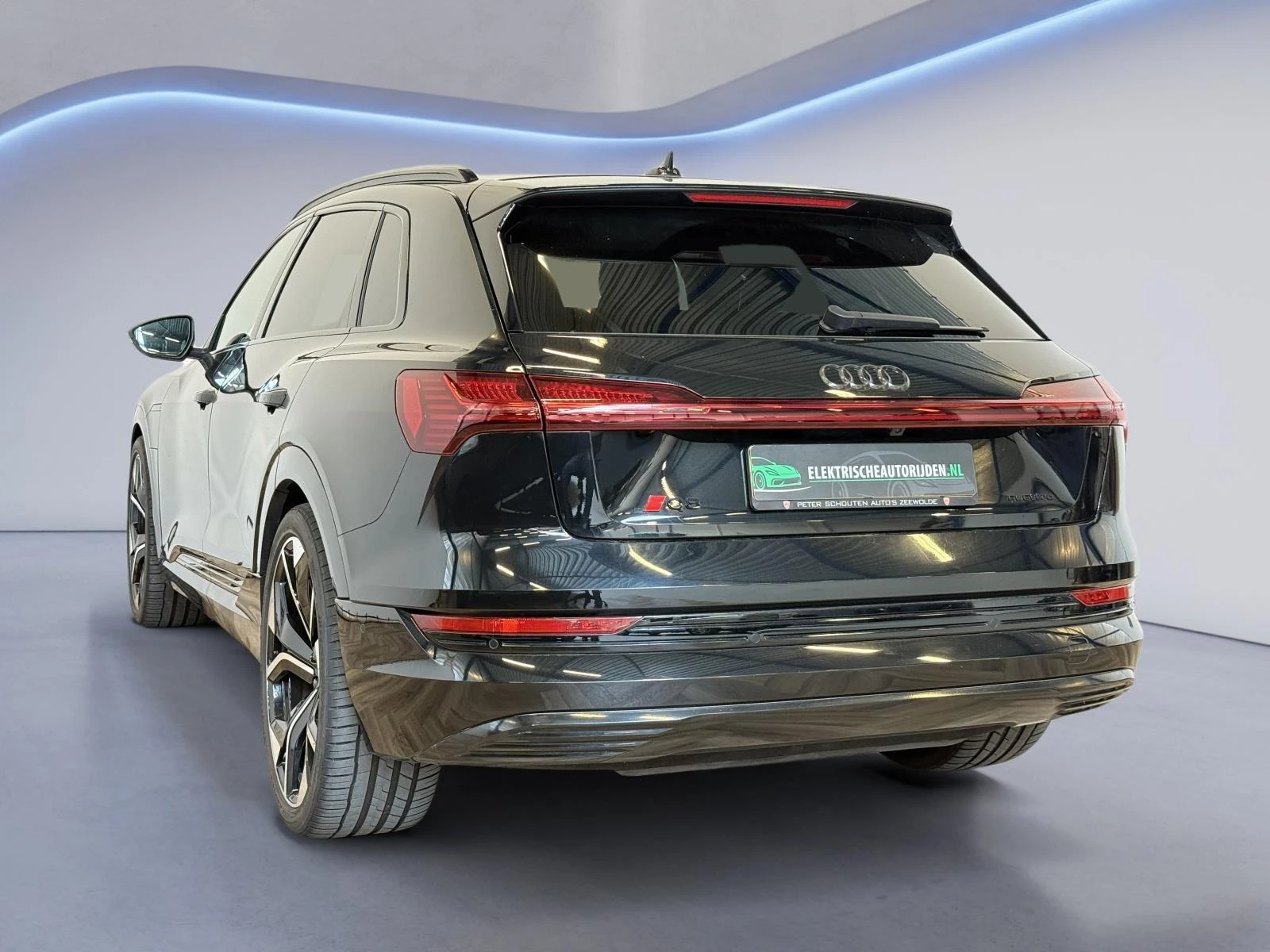 Hoofdafbeelding Audi e-tron
