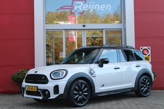 Mini Mini Countryman 2.0 Cooper S E 220PK ALL4 CHILI | UNION JACK ACHTERLICHTEN | LEDEREN BEKLEDING | ELEKTRISCH BEDIENBARE VOORSTOELEN MET GEHEUGENFUNSCTIE OP DE BESTUURDERSSTOEL | STOEL/VOORRUIT VERWARMING | FULL LED KOPLAMPEN | DRAADLOZE APPLE CARPLAY/ANDROID AUTO | DRAADLOZE TELEFOONLADER | NAVIGATIE | EXTRA GETINTE ACHTERRUITEN | ZWART DAK | 18" LICHTMETALEN VELGEN BLACK 10 SPAAKS | ACHTERUITRIJ CAMERA | PARKEERSENSOREN VOOR EN ACHTER | CLIMATE CONTROL | KEYLESS ENTRY/START | HUD (HEAD UP DISPLAY) | ADAPTIVE CRUISE CONTROL | DAB+ RADIO | DONKERE HEMEL BEKLEDING |