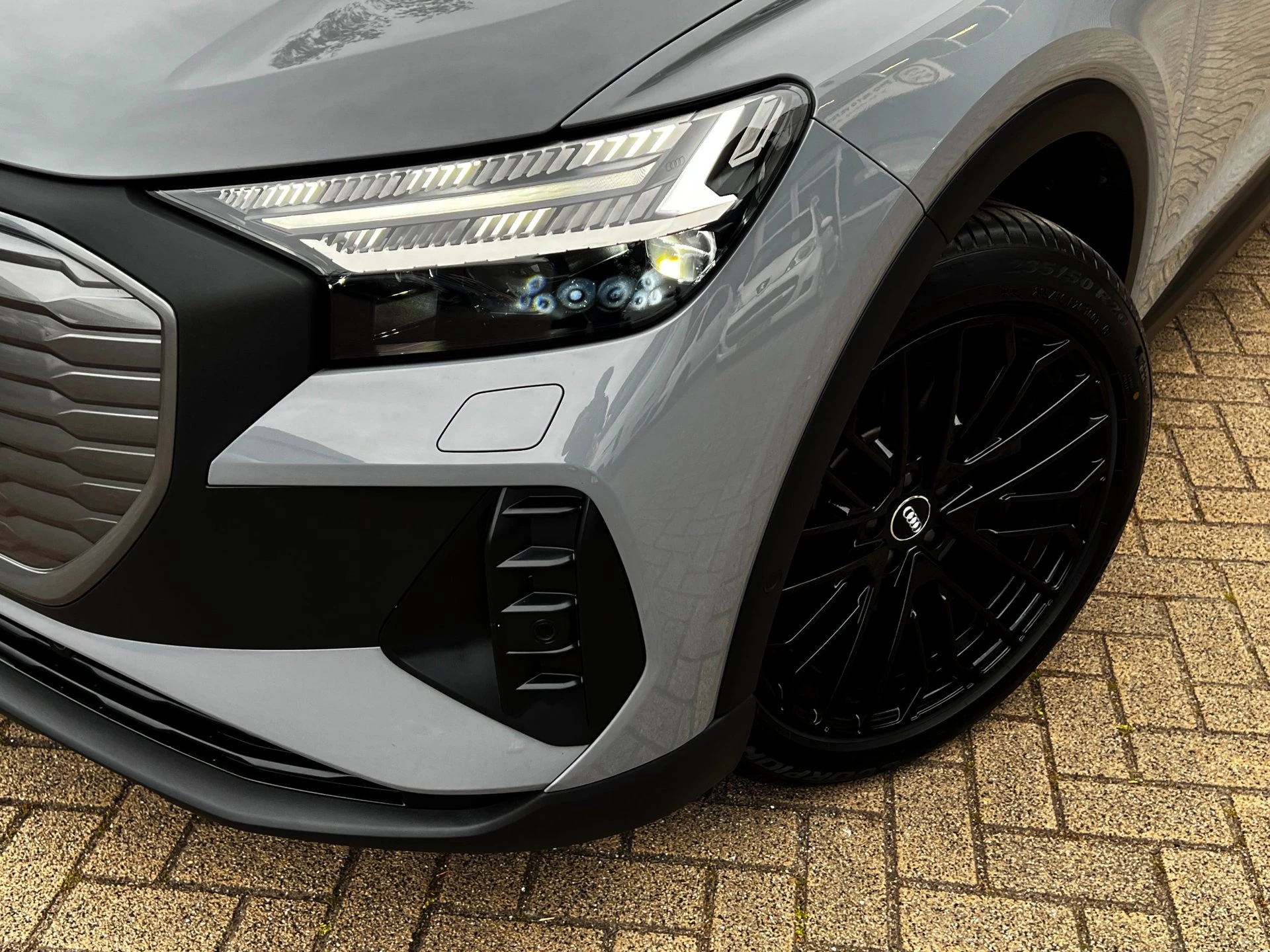 Hoofdafbeelding Audi Q4 e-tron
