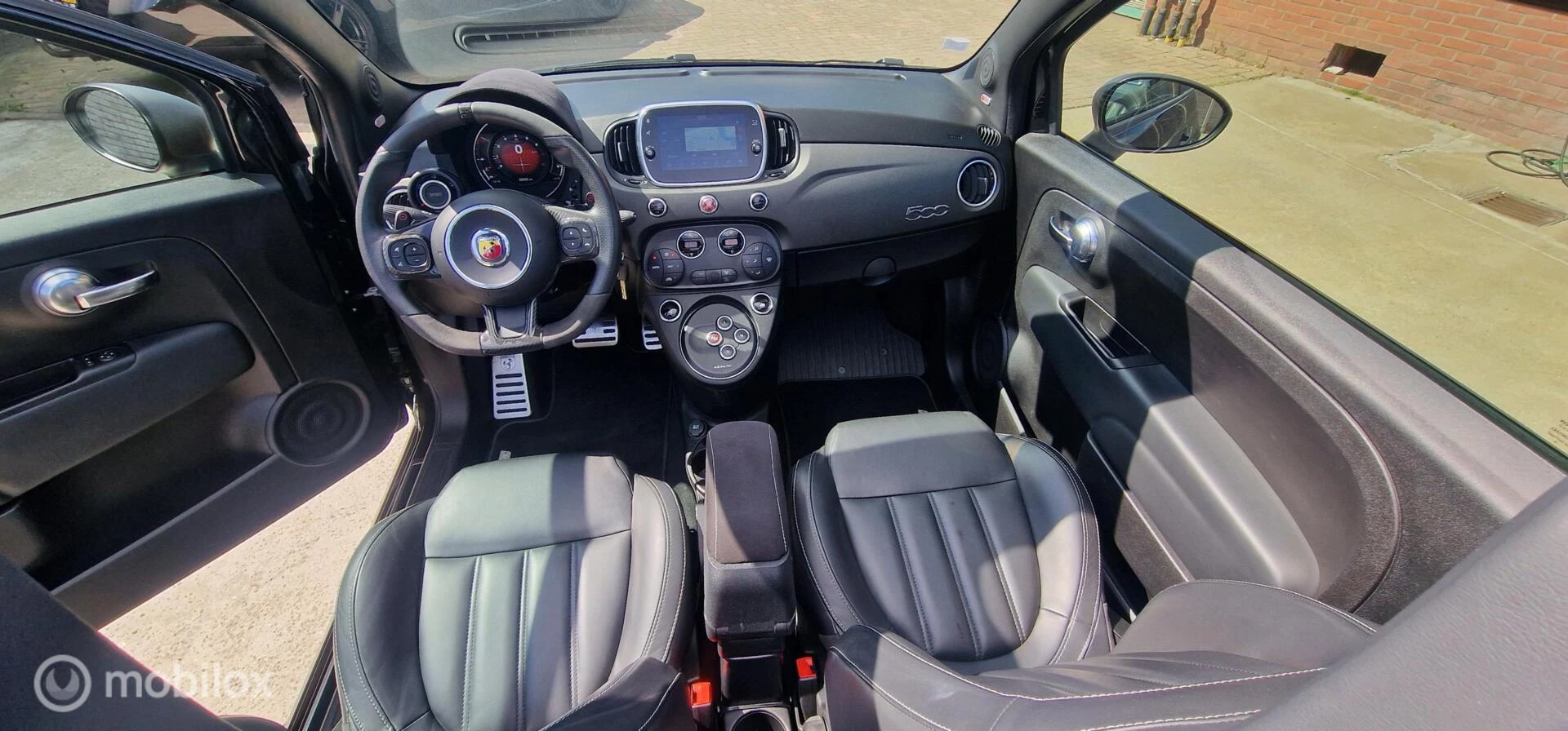 Hoofdafbeelding Fiat 500C