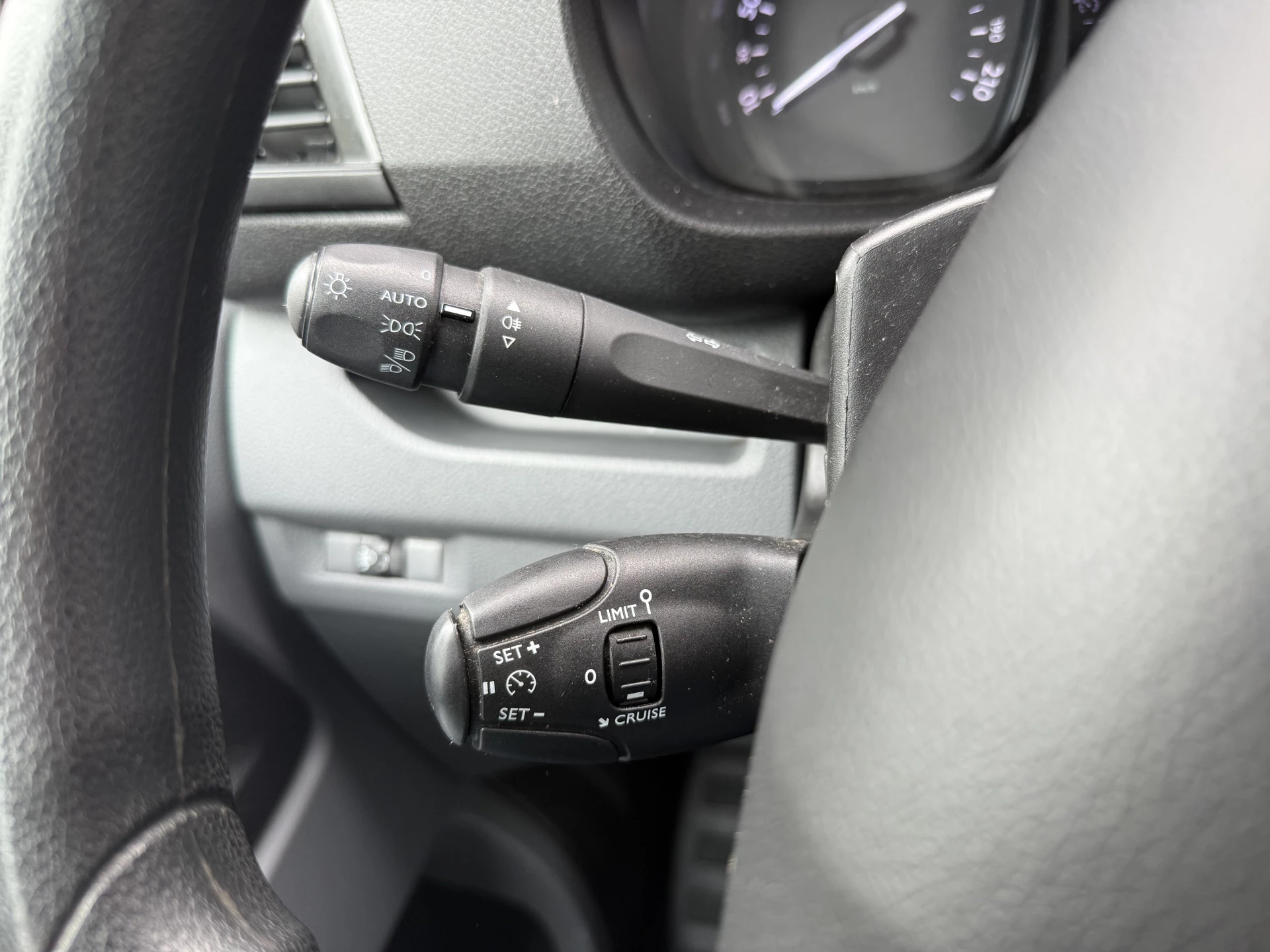 Hoofdafbeelding Peugeot Expert