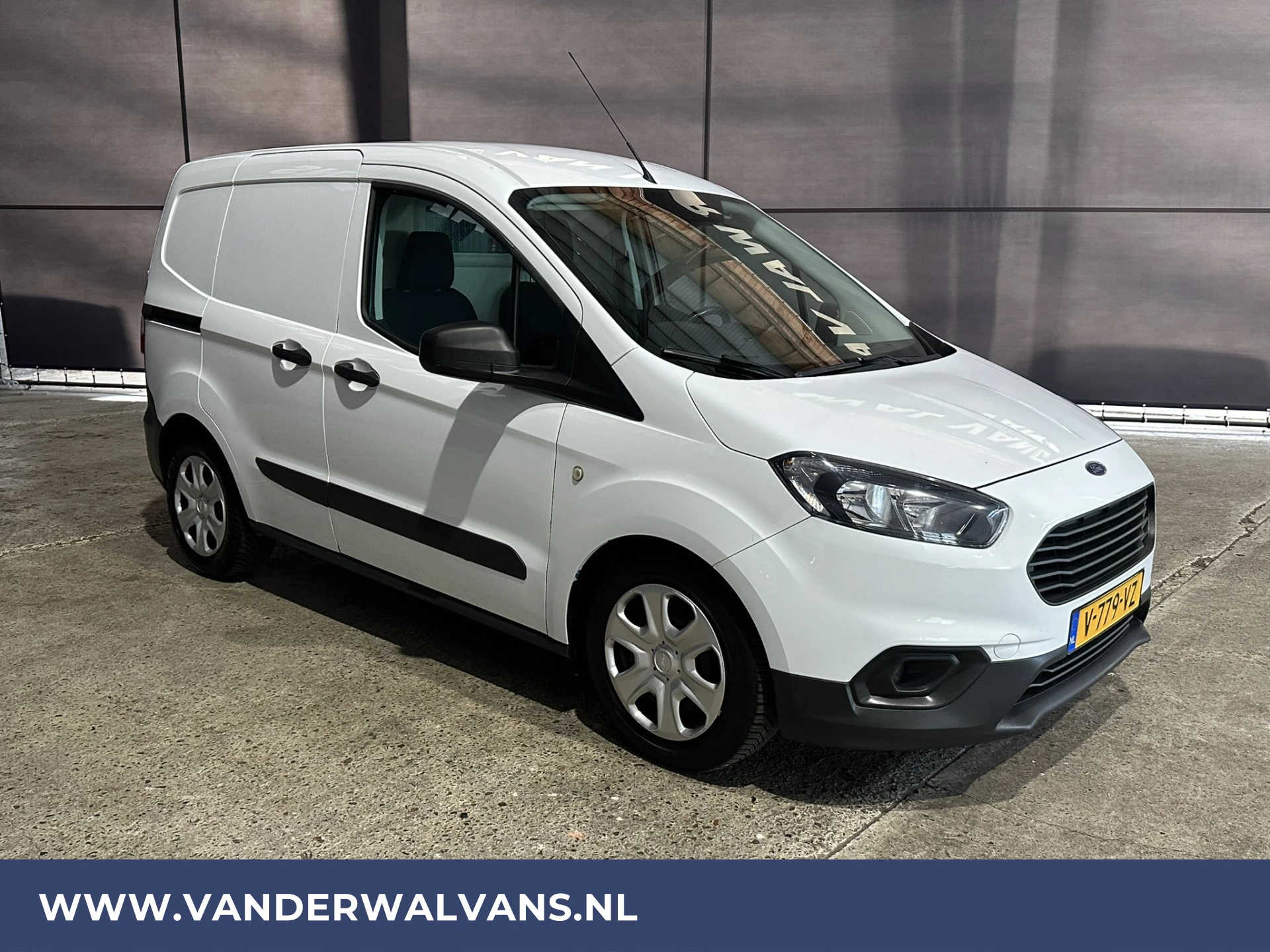 Hoofdafbeelding Ford Transit Courier