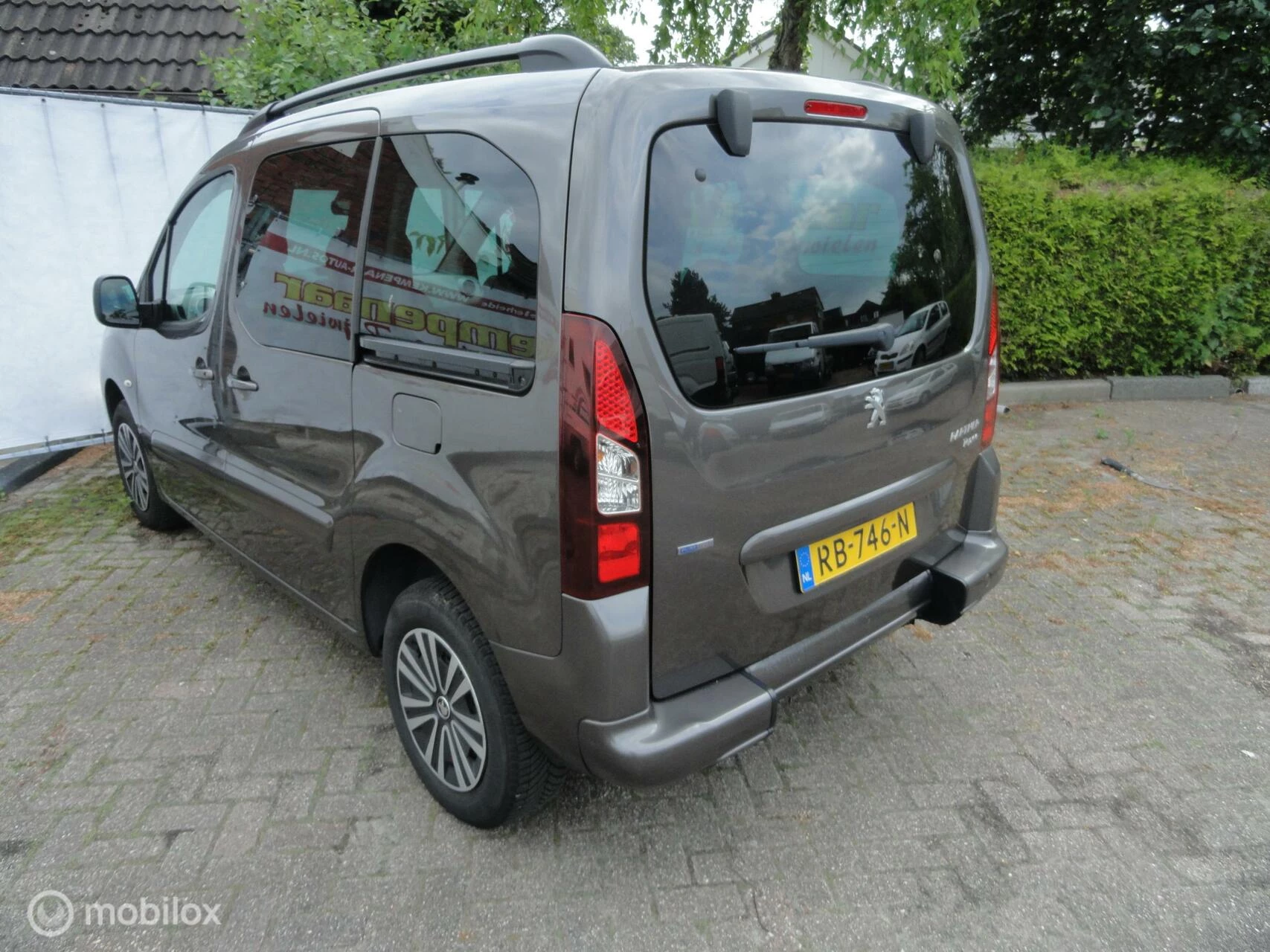 Hoofdafbeelding Peugeot Partner