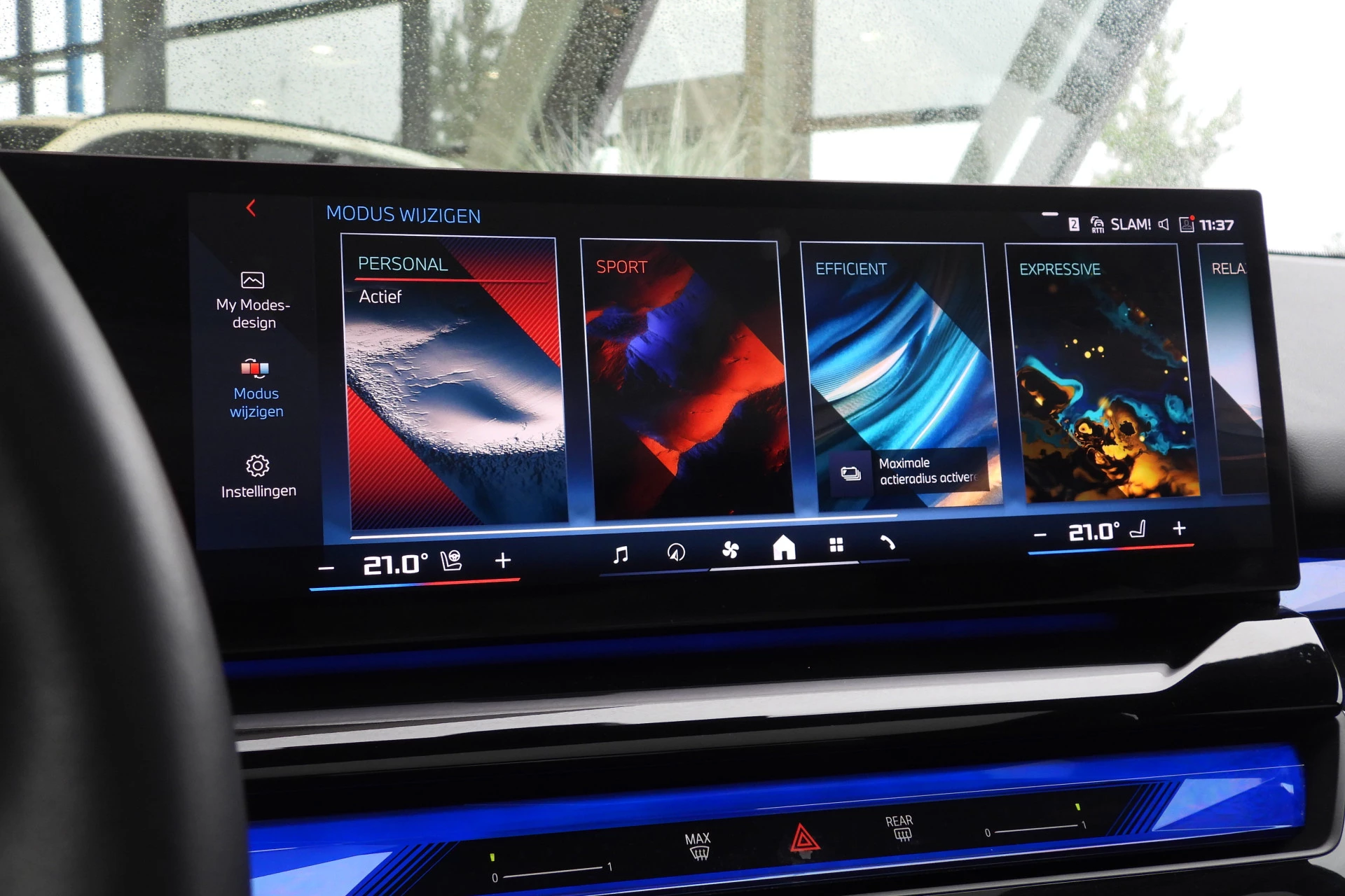 Hoofdafbeelding BMW i5