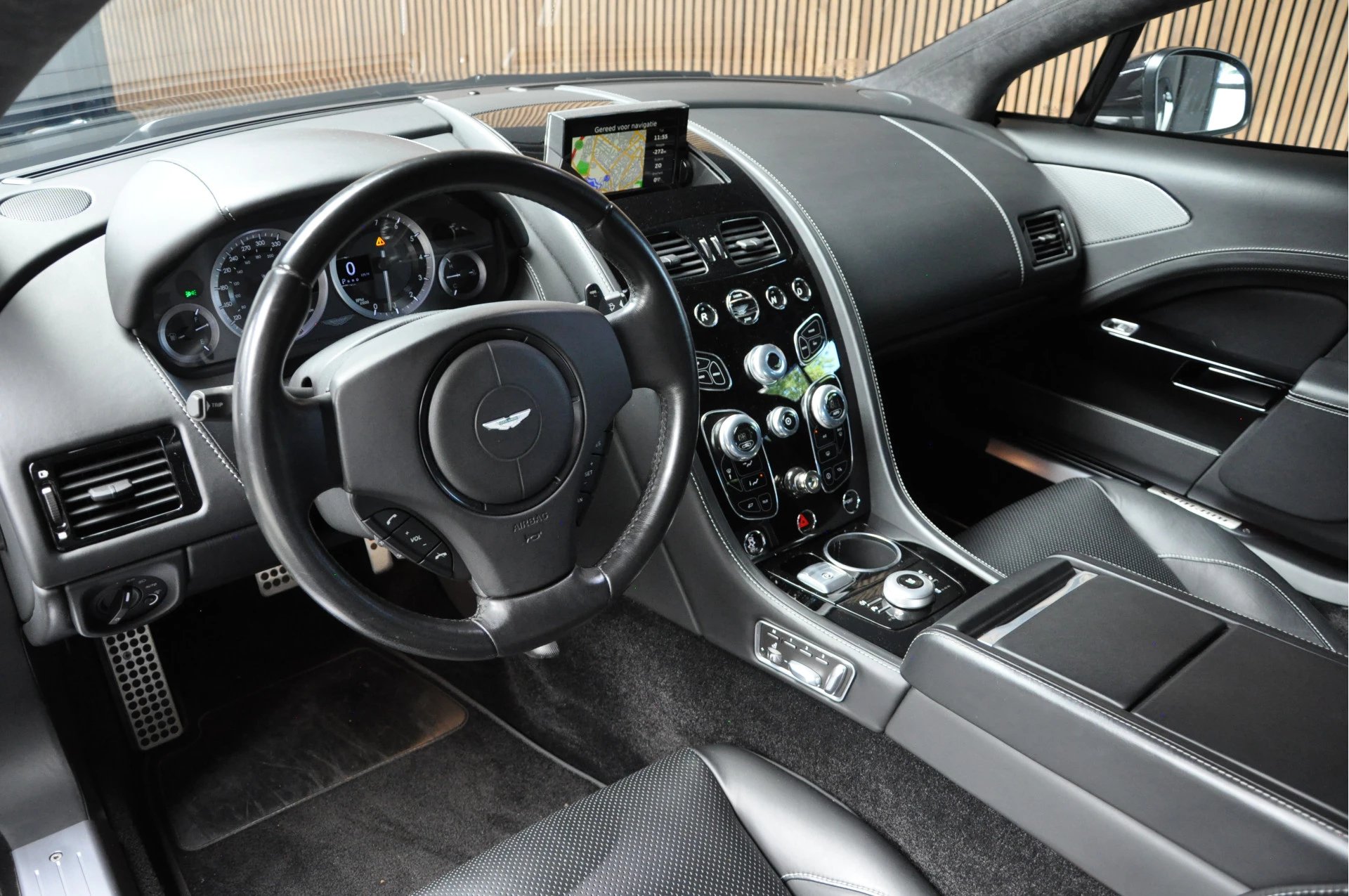 Hoofdafbeelding Aston Martin Rapide