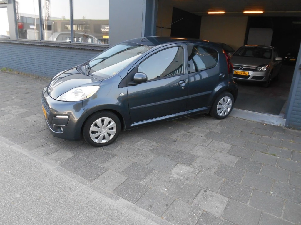 Hoofdafbeelding Peugeot 107