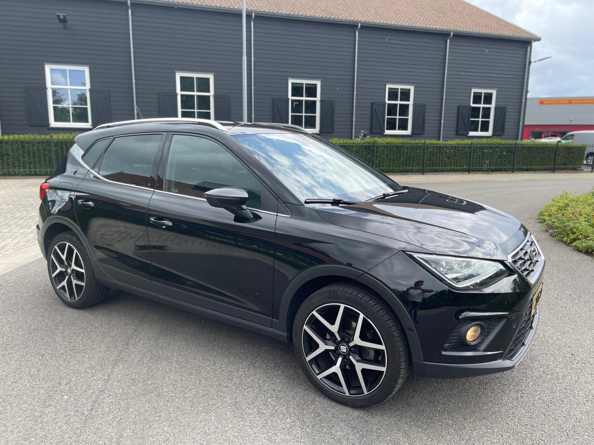 Hoofdafbeelding SEAT Arona