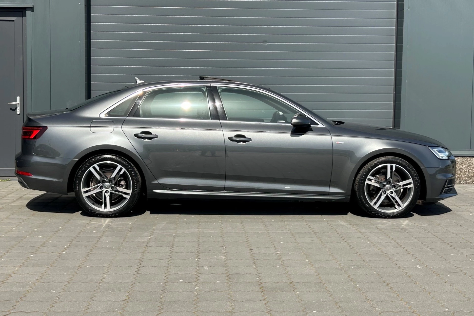 Hoofdafbeelding Audi A4