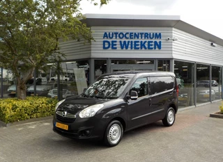 Opel Combo 1.4 BENZINE BTW/BPM VRIJ TREKHAAK WEINIG KM ELEKTRISCHE RAMEN CENTRALE VERGENDELING APK GEKEURD TOT 28-07-2026.