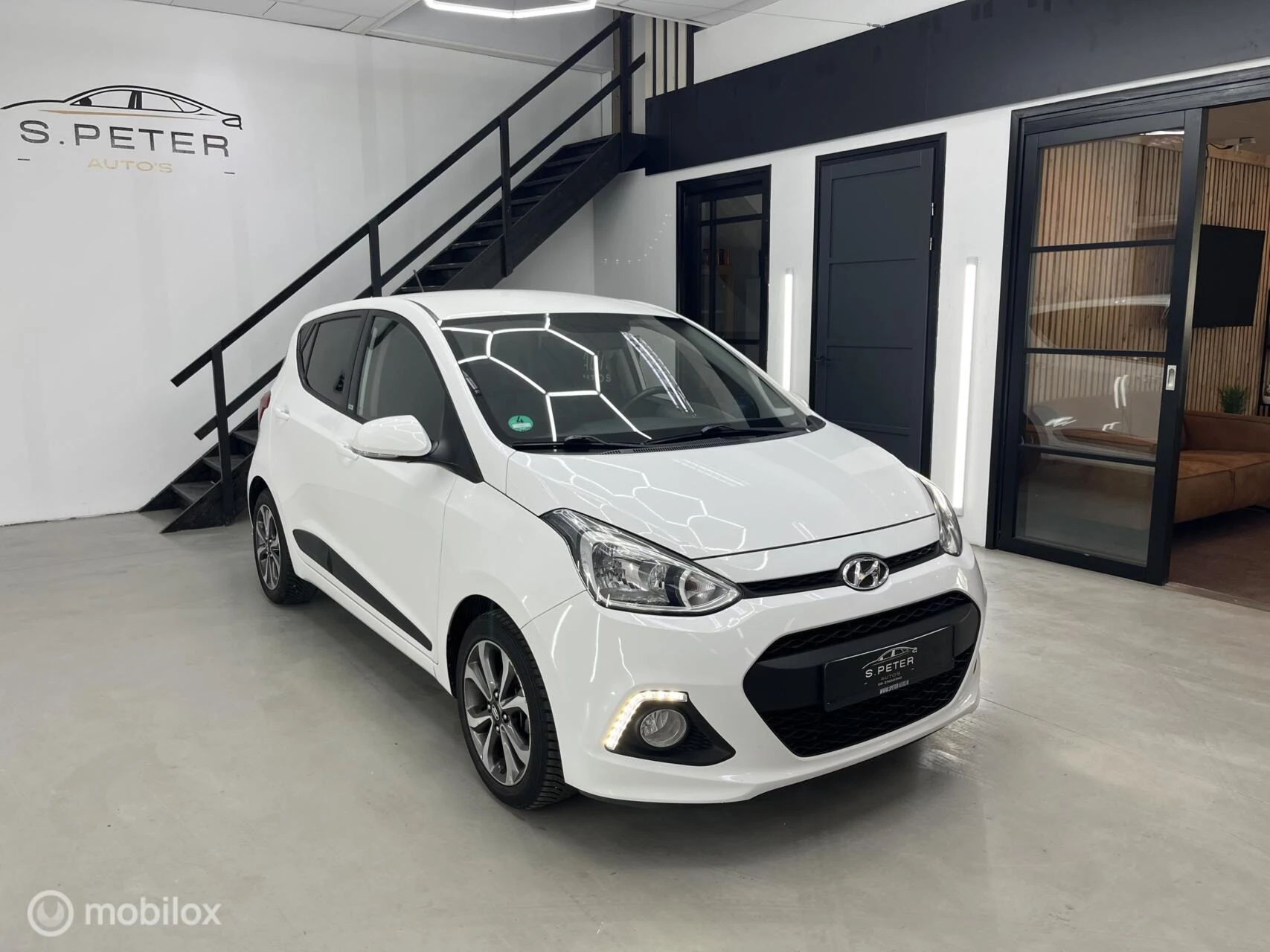 Hoofdafbeelding Hyundai i10