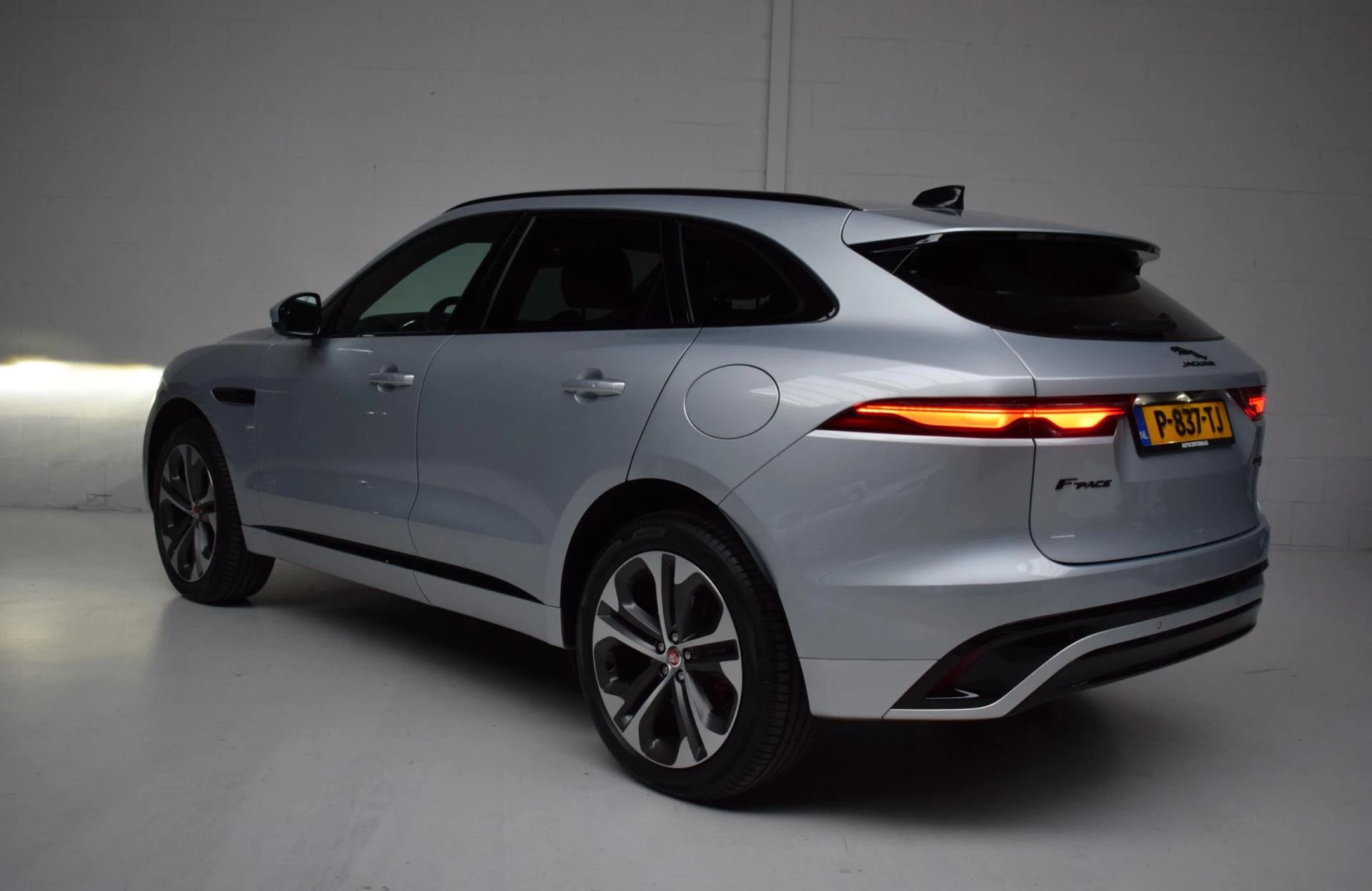 Hoofdafbeelding Jaguar F-PACE