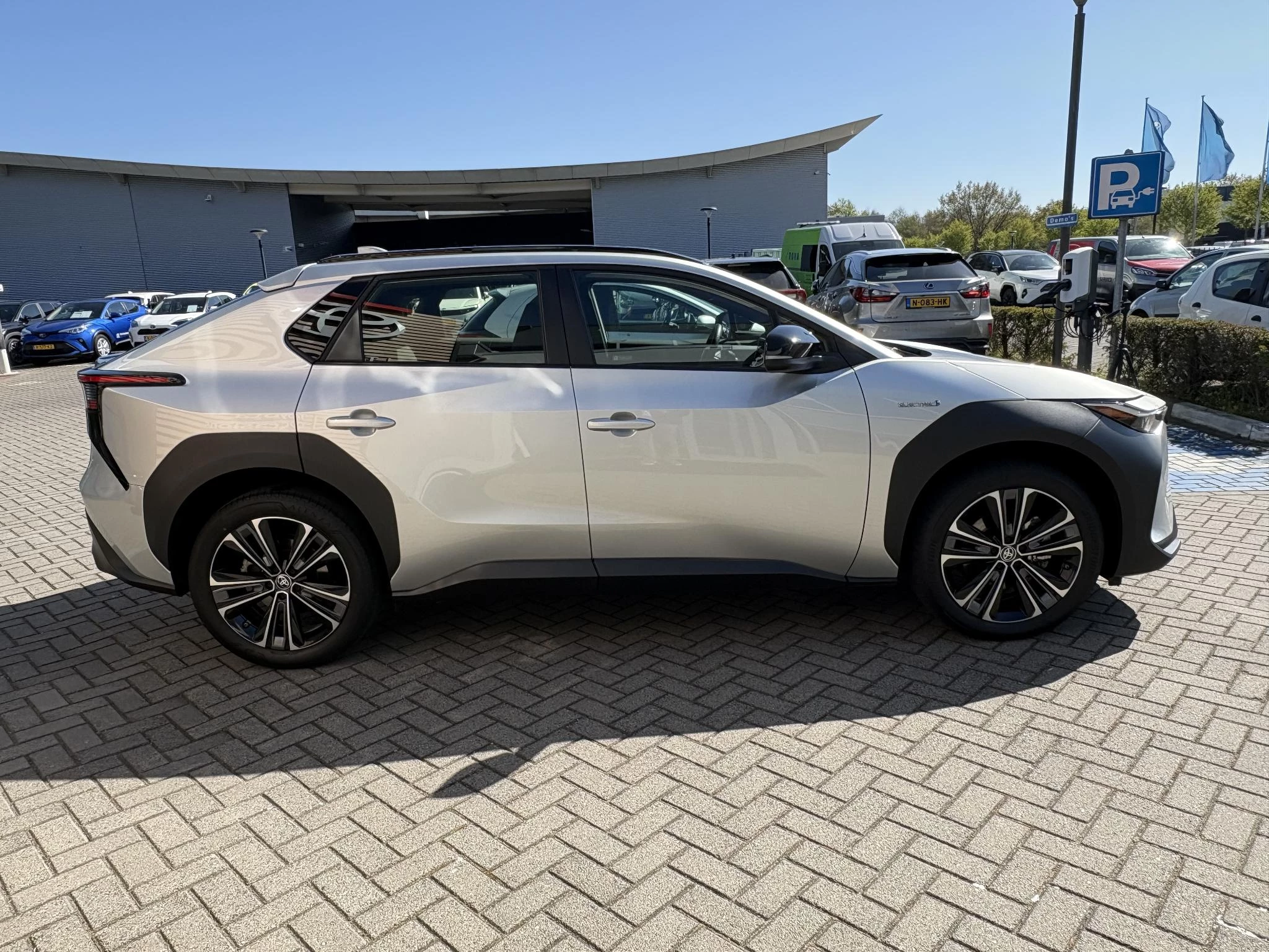Hoofdafbeelding Toyota bZ4X