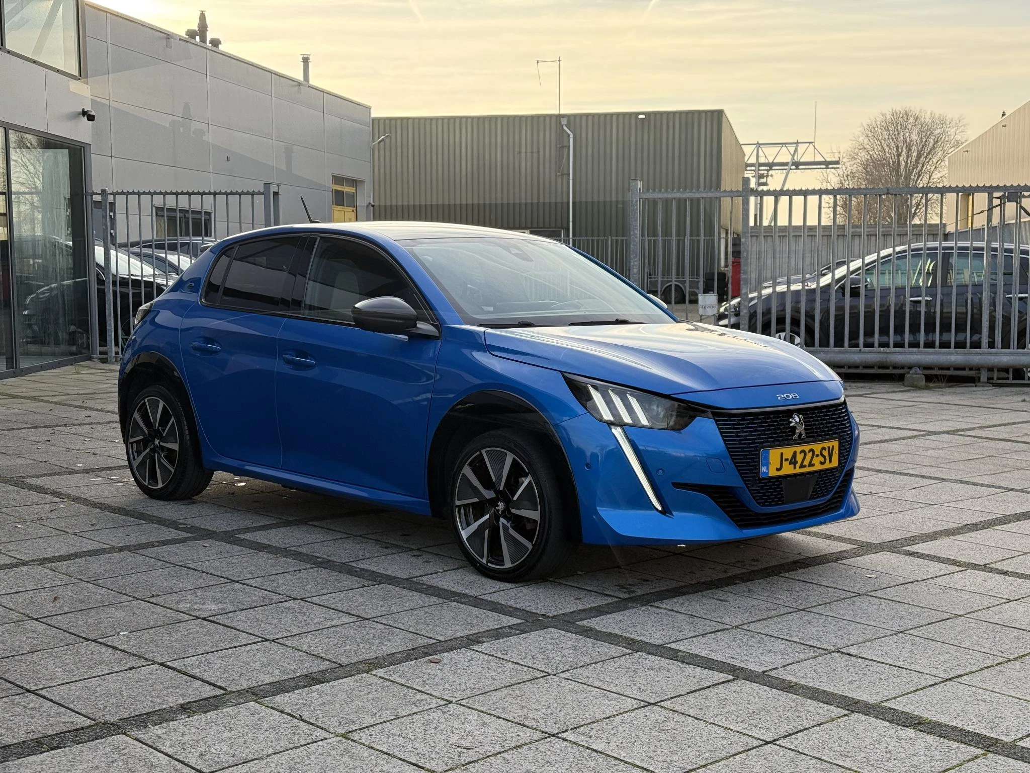 Hoofdafbeelding Peugeot e-208