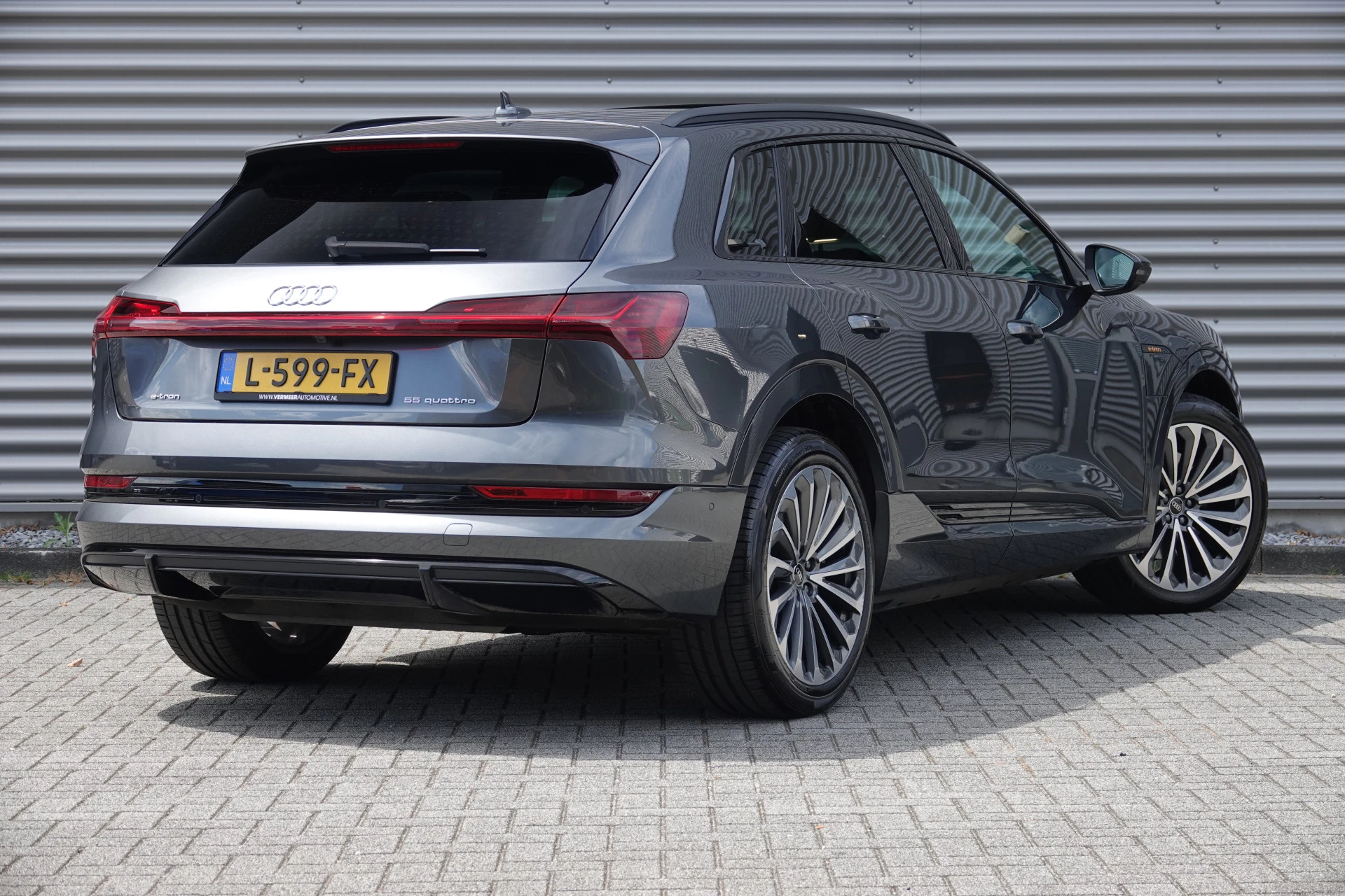Hoofdafbeelding Audi e-tron