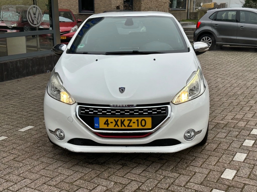 Hoofdafbeelding Peugeot 208