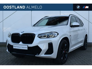 Hoofdafbeelding BMW X3 BMW X3 xDrive30e M Sport Automaat / Panoramadak / Trekhaak / Laserlight / Sportstoelen / Comfort Access / Gesture Control / Head-Up / Parking Assistant