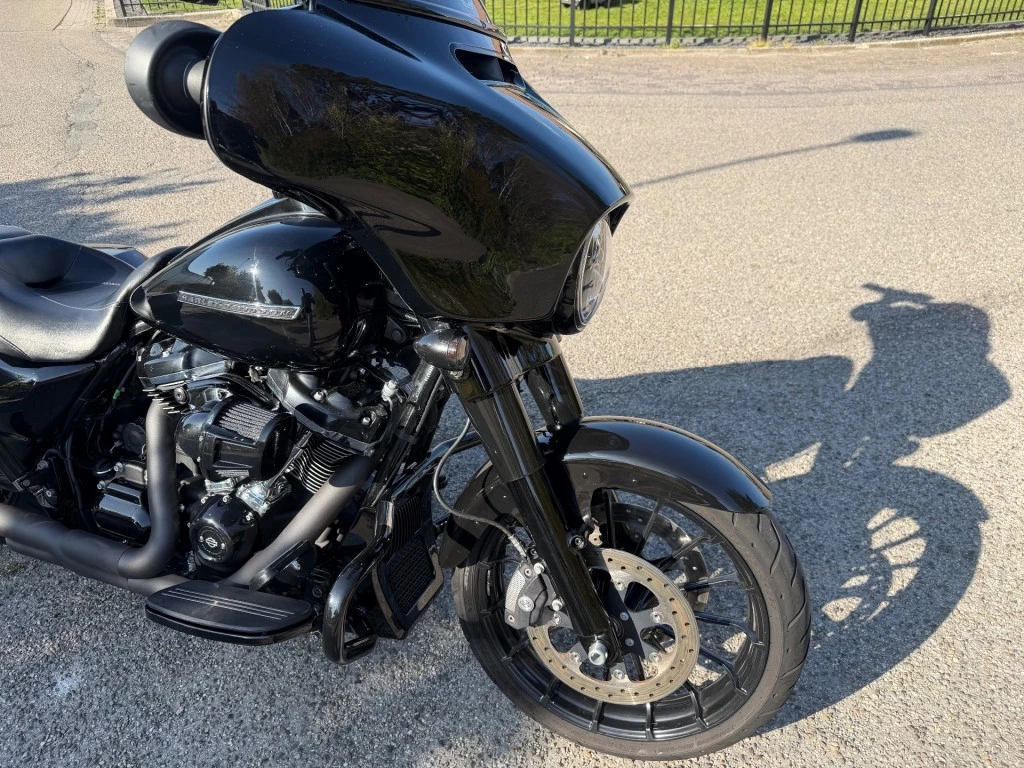 Hoofdafbeelding Harley-Davidson Street Glide