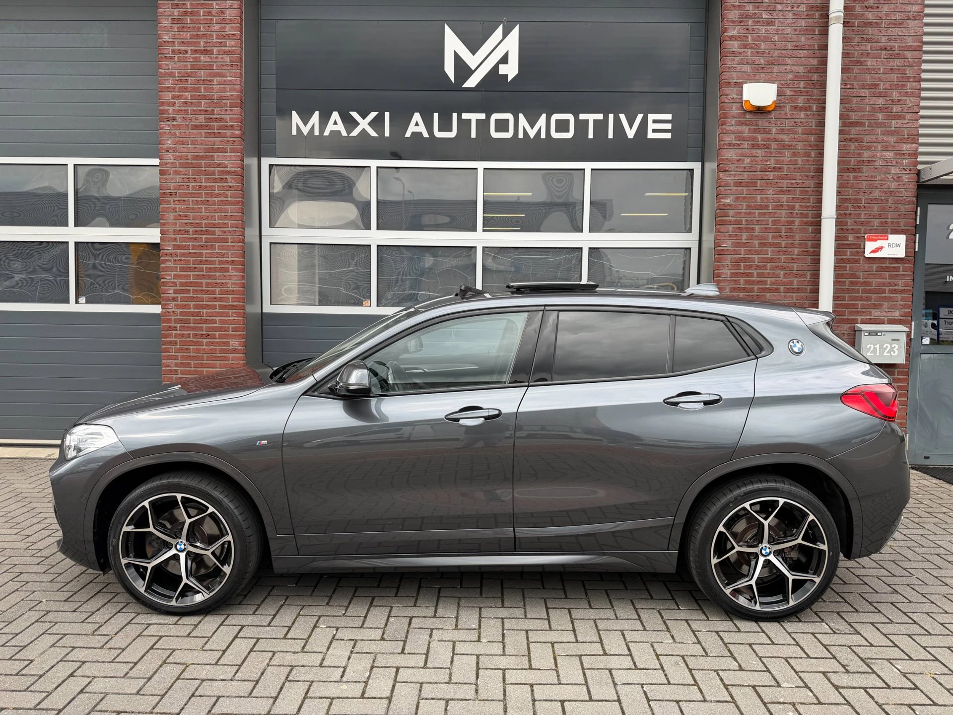 Hoofdafbeelding BMW X2