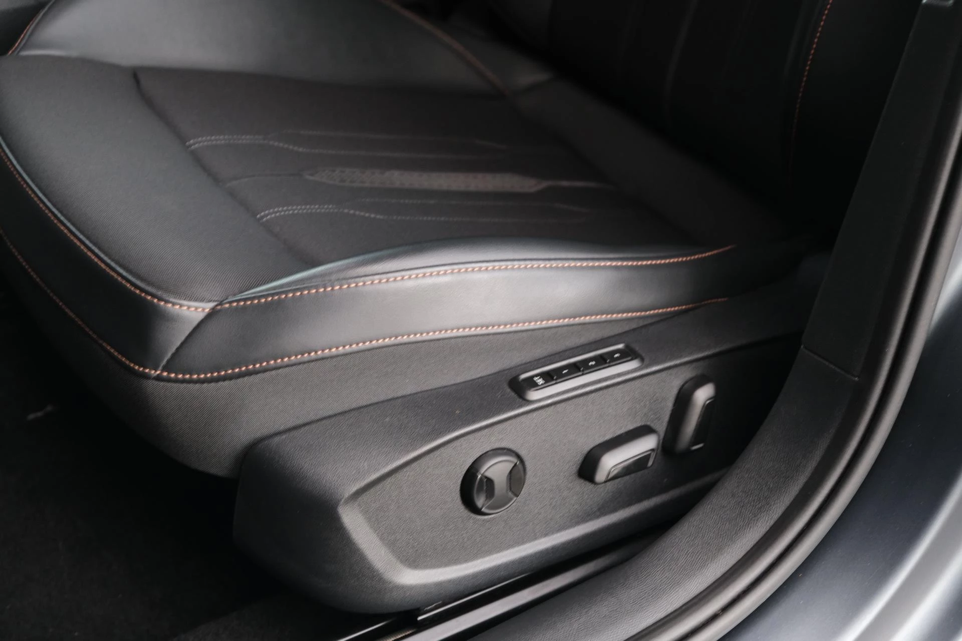 Hoofdafbeelding CUPRA Leon