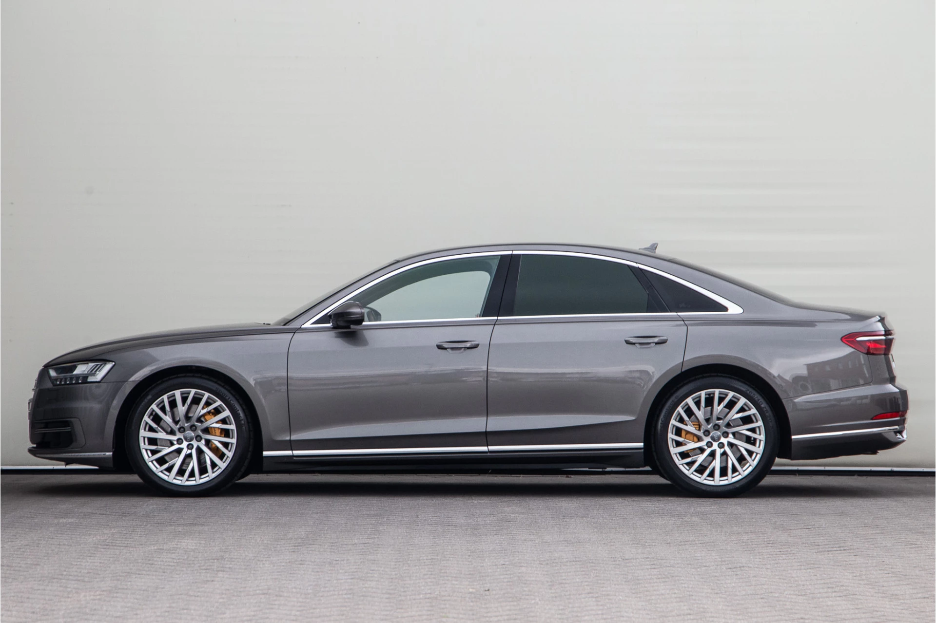 Hoofdafbeelding Audi A8