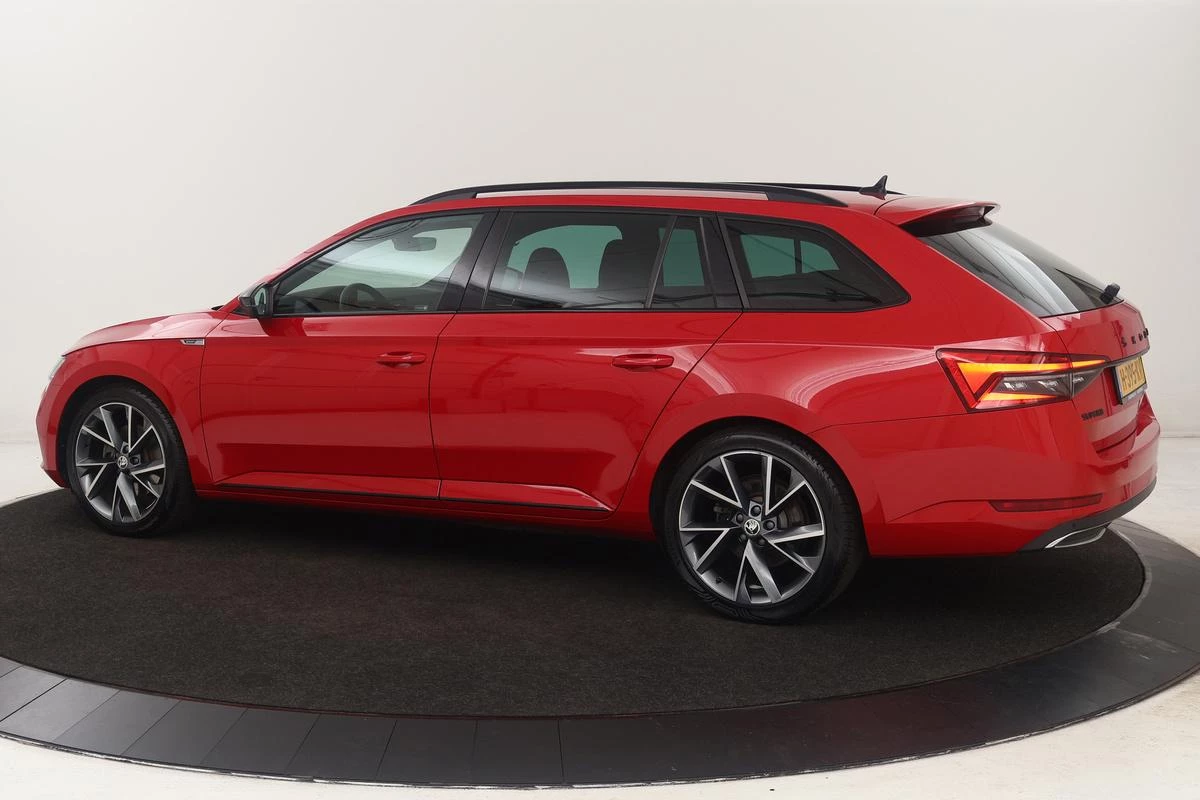 Hoofdafbeelding Škoda Superb