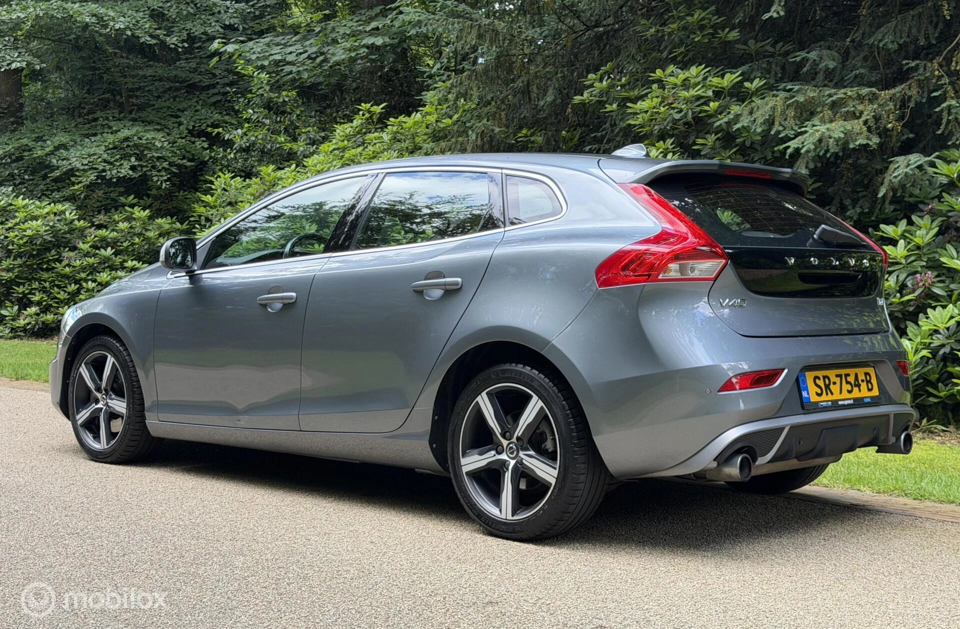 Hoofdafbeelding Volvo V40