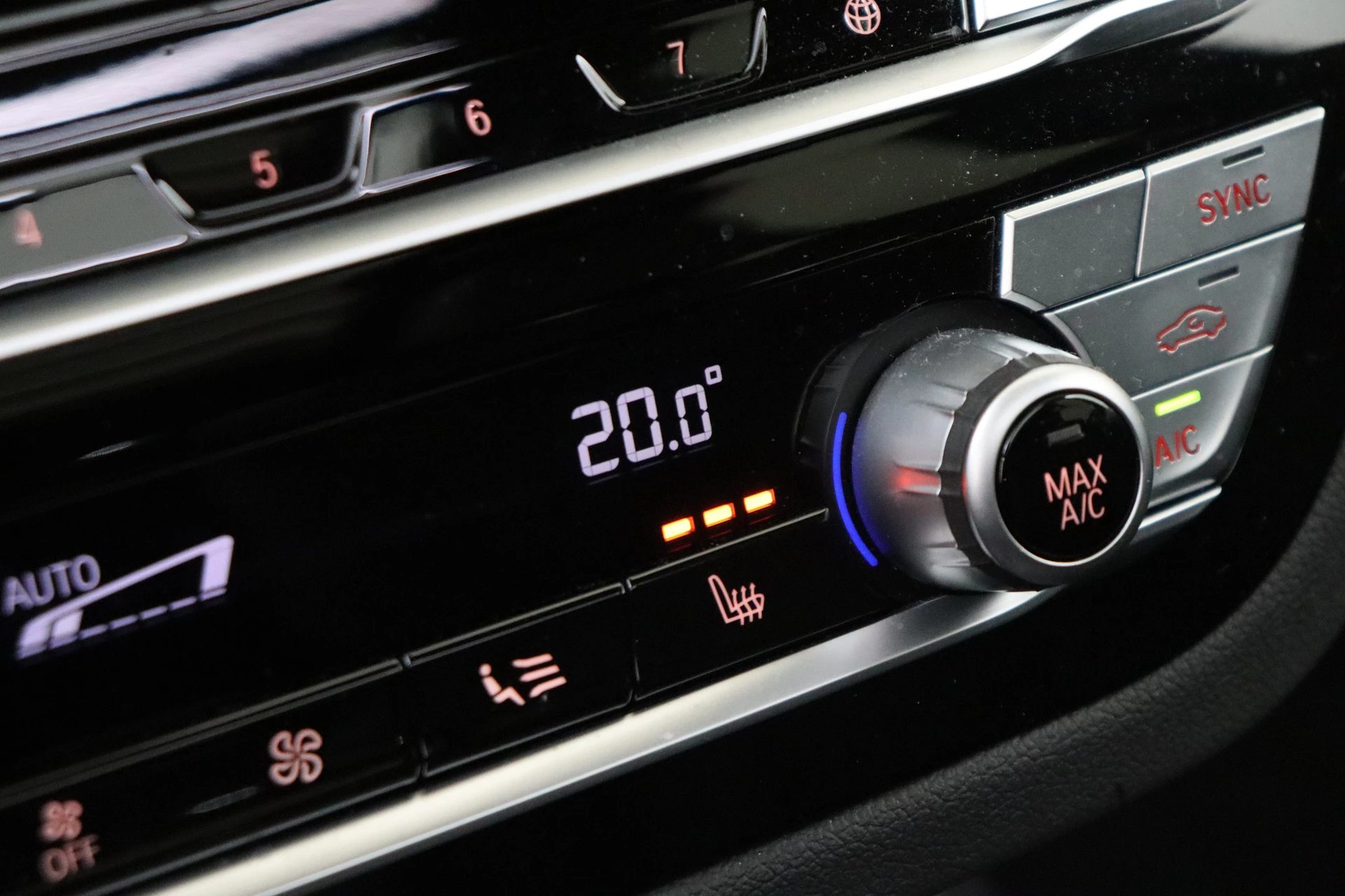 Hoofdafbeelding BMW iX3