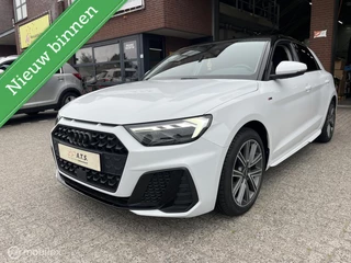 Hoofdafbeelding Audi A1 Sportback Audi A1 Sportback 30 TFSI 110PK S-LINE LED*CARPLAY*NAVI*PDC*