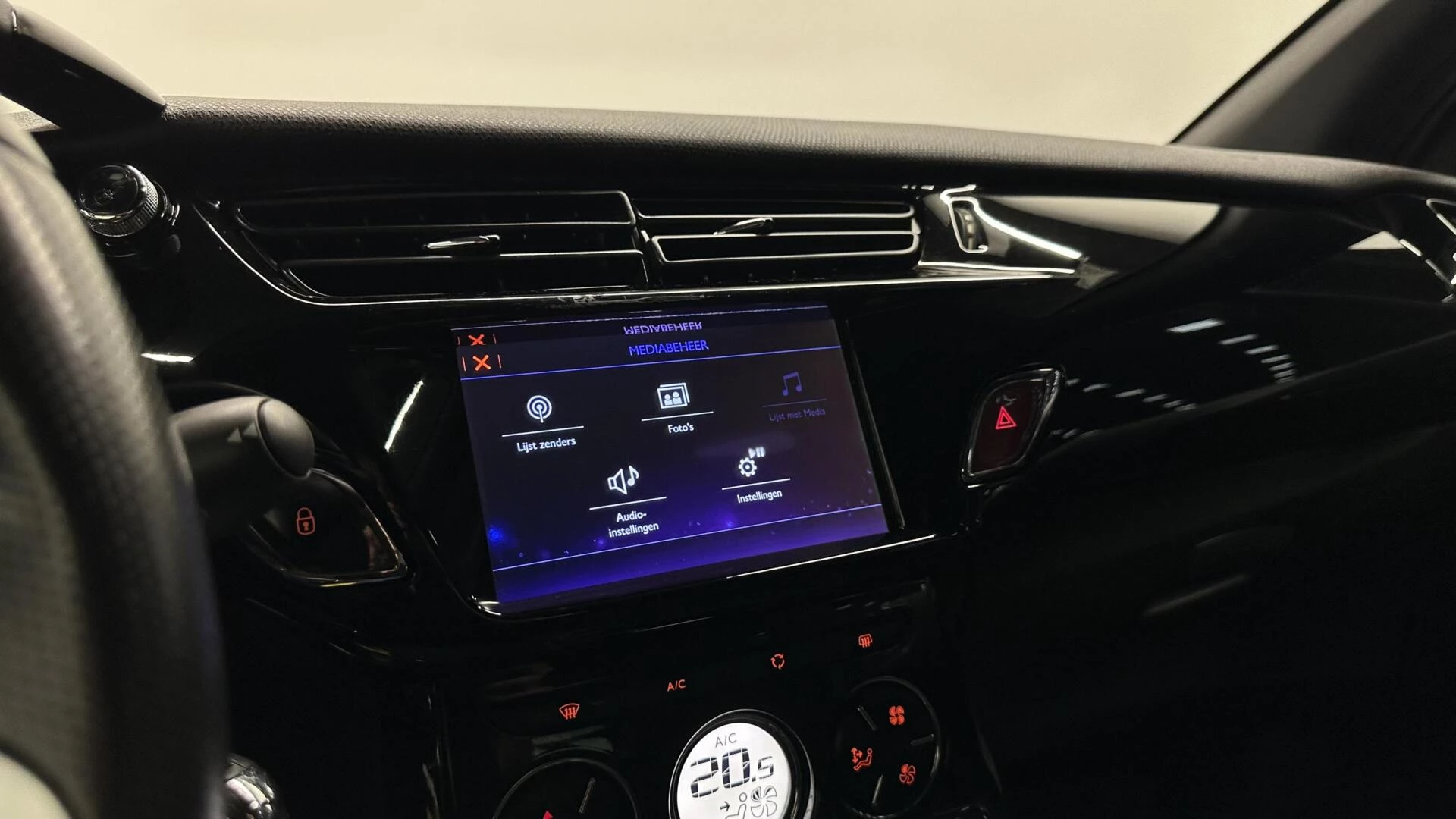 Hoofdafbeelding DS DS 3