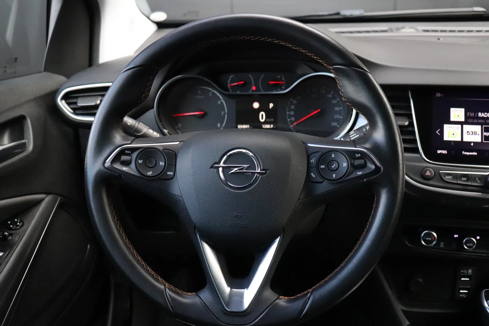 Hoofdafbeelding Opel Crossland X