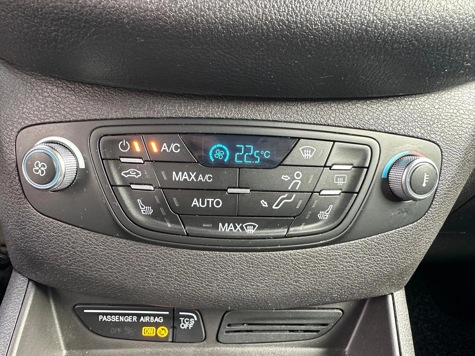 Hoofdafbeelding Ford Tourneo Courier