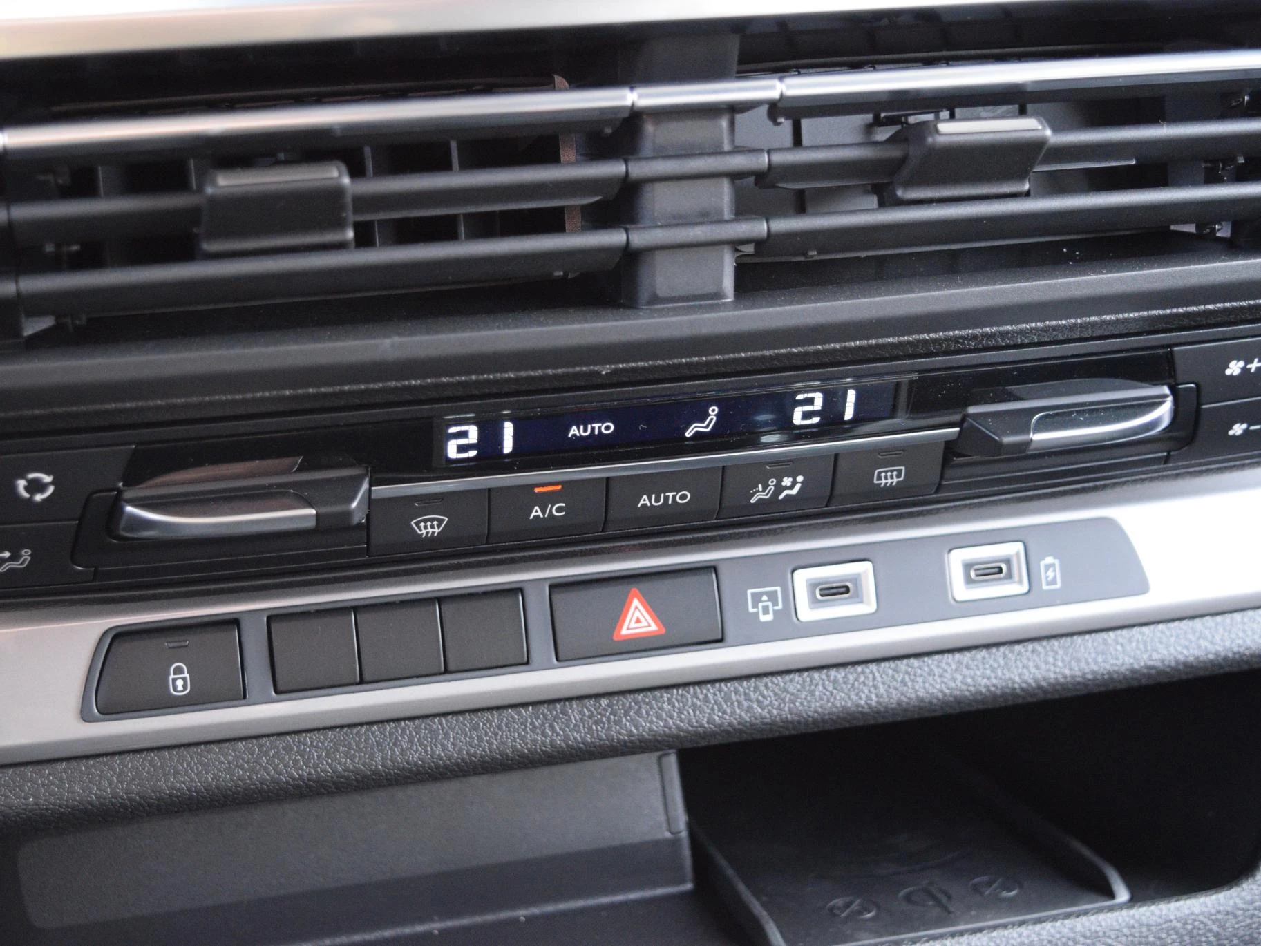 Hoofdafbeelding Citroën Holidays