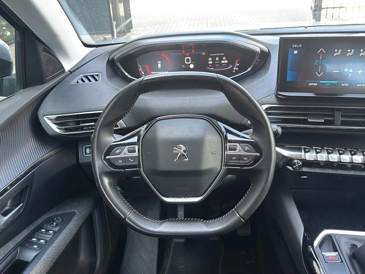 Hoofdafbeelding Peugeot 5008