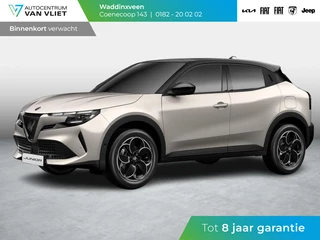 Hoofdafbeelding Alfa Romeo Junior Alfa Romeo Junior 1.2 Turbo Hybrid Ibrida | Pack Tech | 18" | Schuif/Kanteldak | Scala Brown