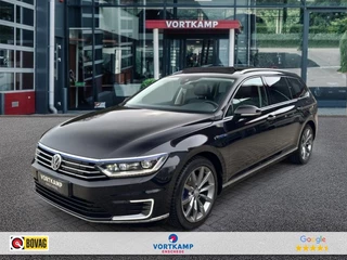Volkswagen Passat Variant 1.4 TSI DSG GTE TREKHAAK/PANODAK/CAMERA/ACC/STOELVERW