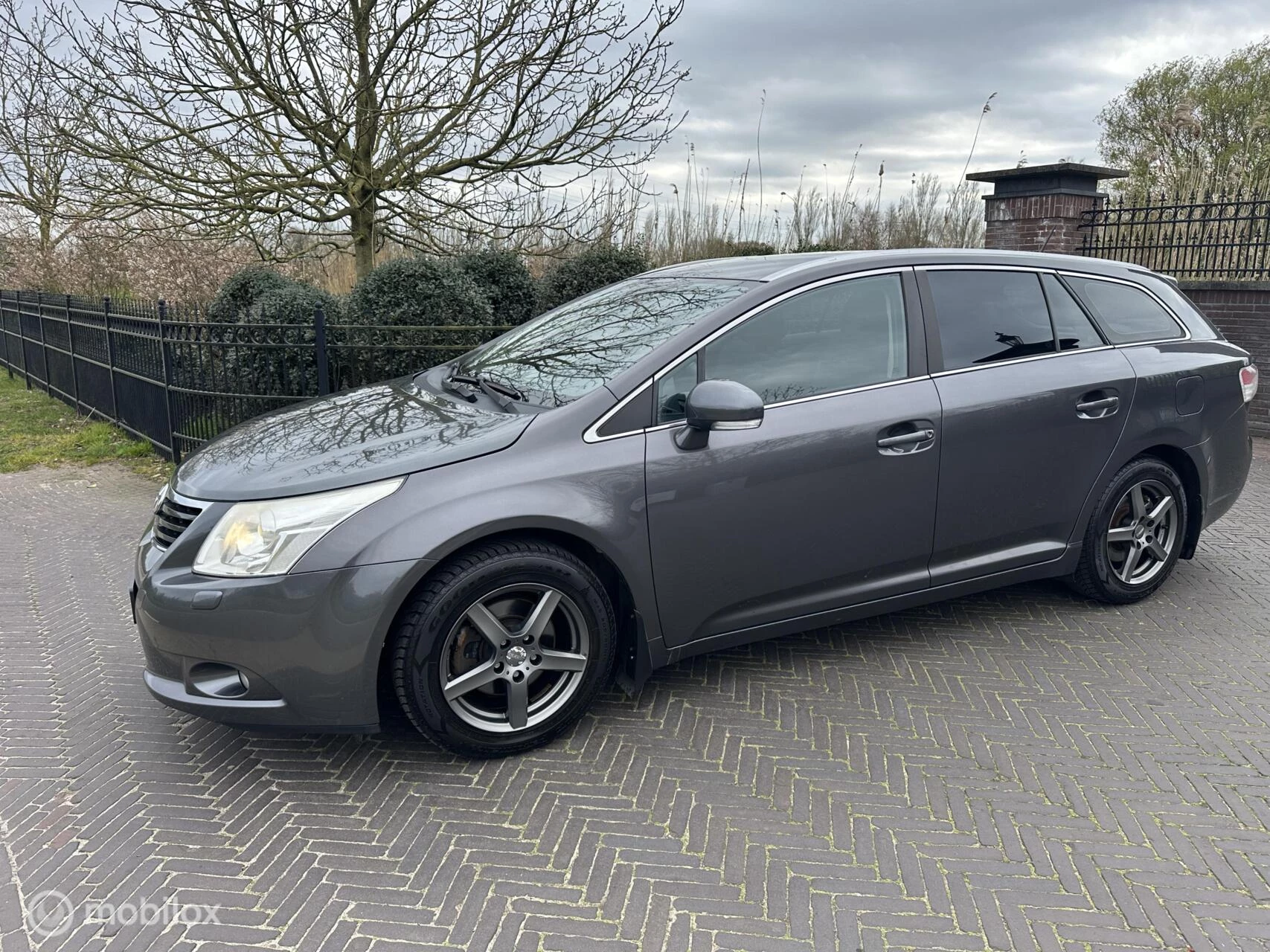 Hoofdafbeelding Toyota Avensis