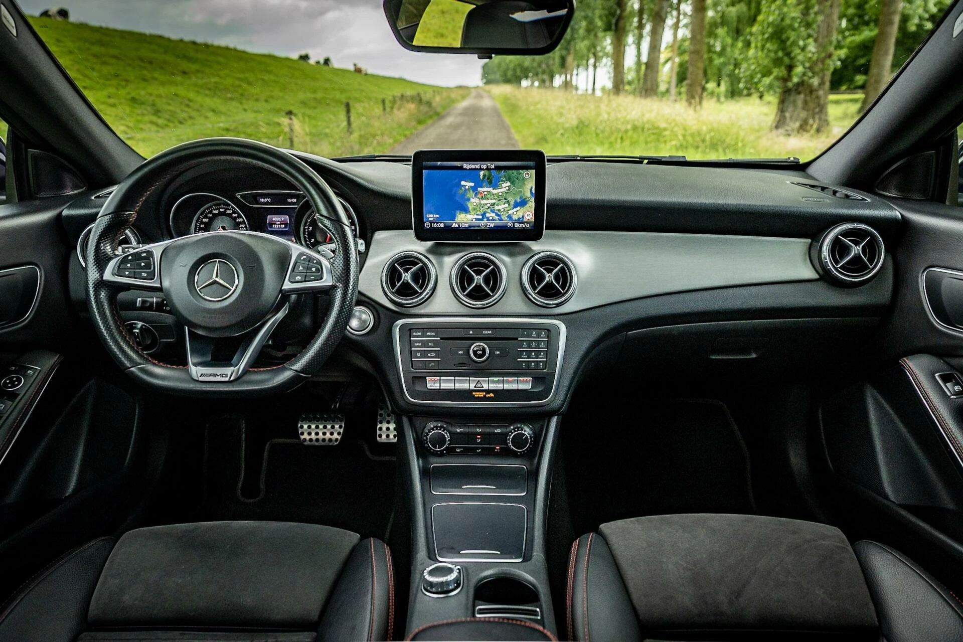Hoofdafbeelding Mercedes-Benz CLA