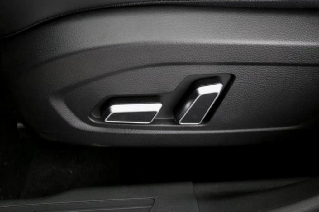 Hoofdafbeelding DFSK E5 PHEV