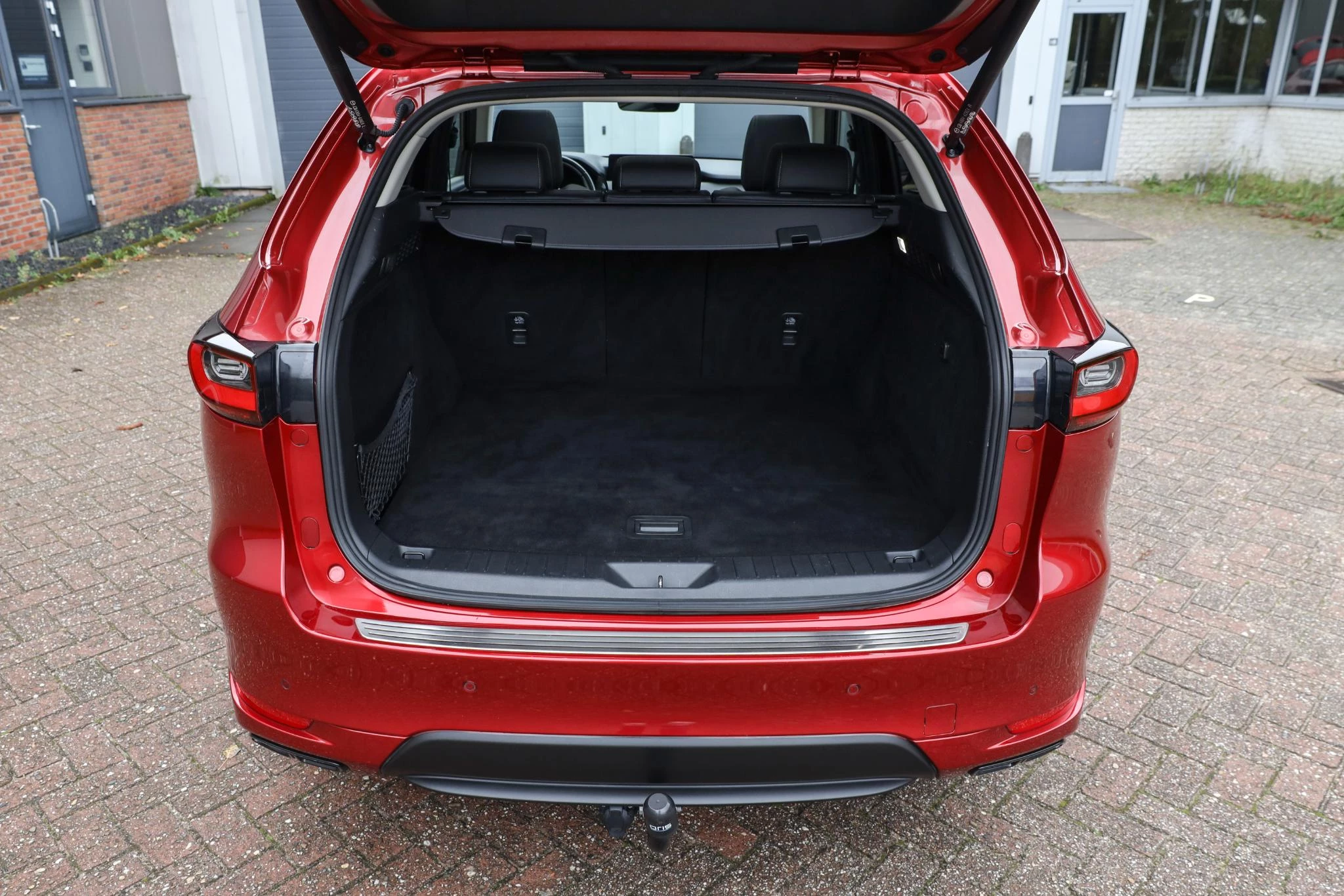 Hoofdafbeelding Mazda CX-60