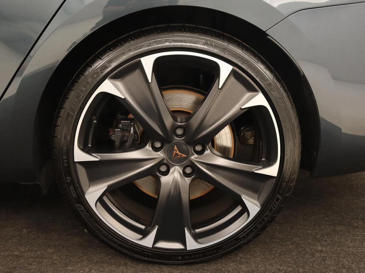 Hoofdafbeelding CUPRA Leon